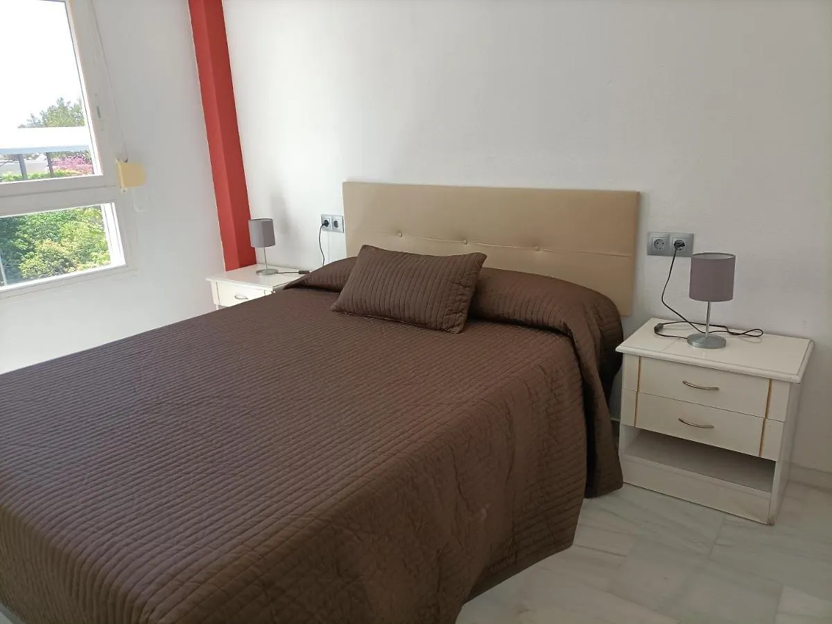 Suites Center Recinto Ferial Fuengirola 0*,